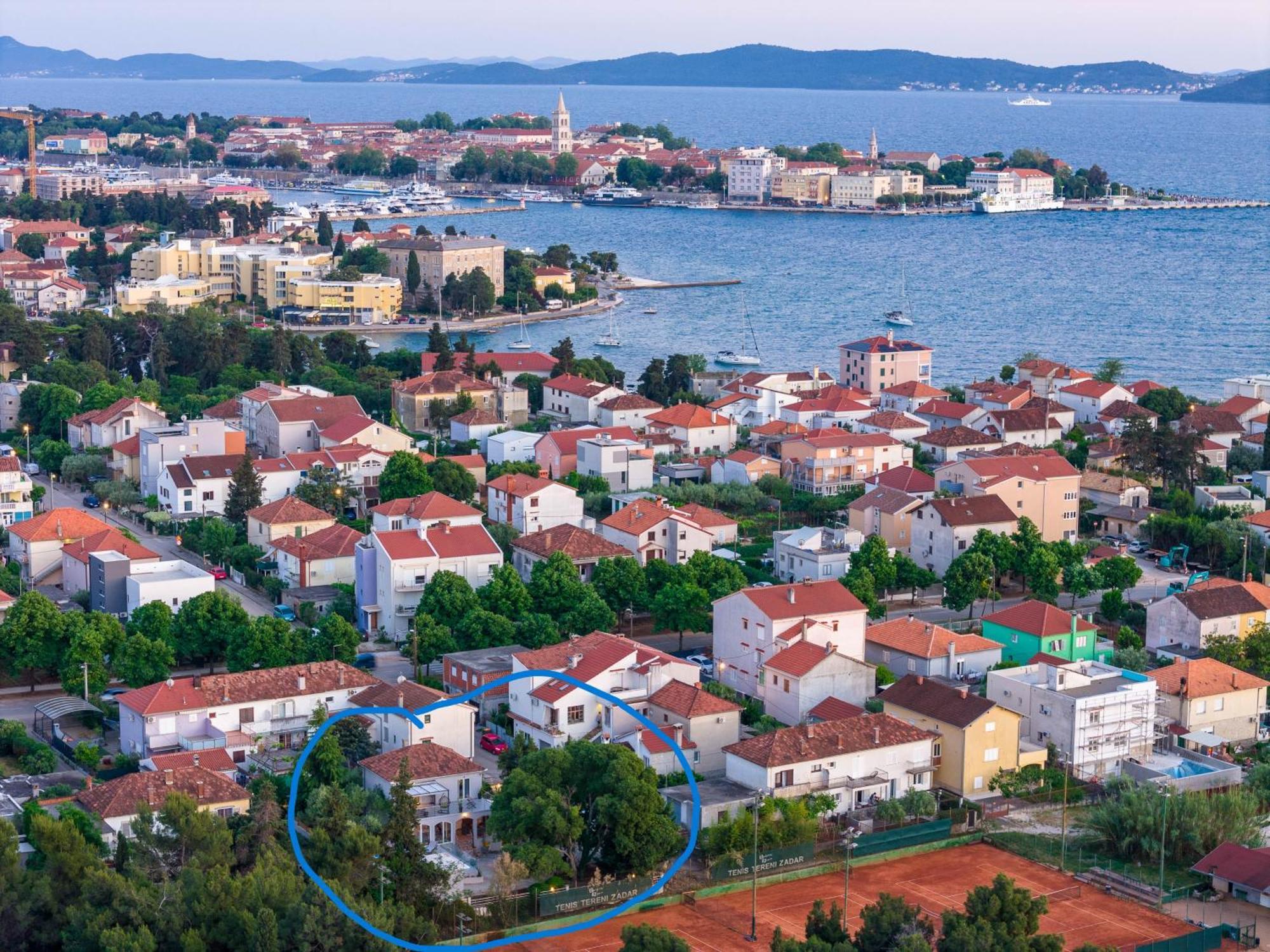 Villa B&D Zadar For The Complete Pleasure Of Vacation !Heated! Private Pool! Green Oasis In The Center Of Zadar, 100M From The Sea Экстерьер фото