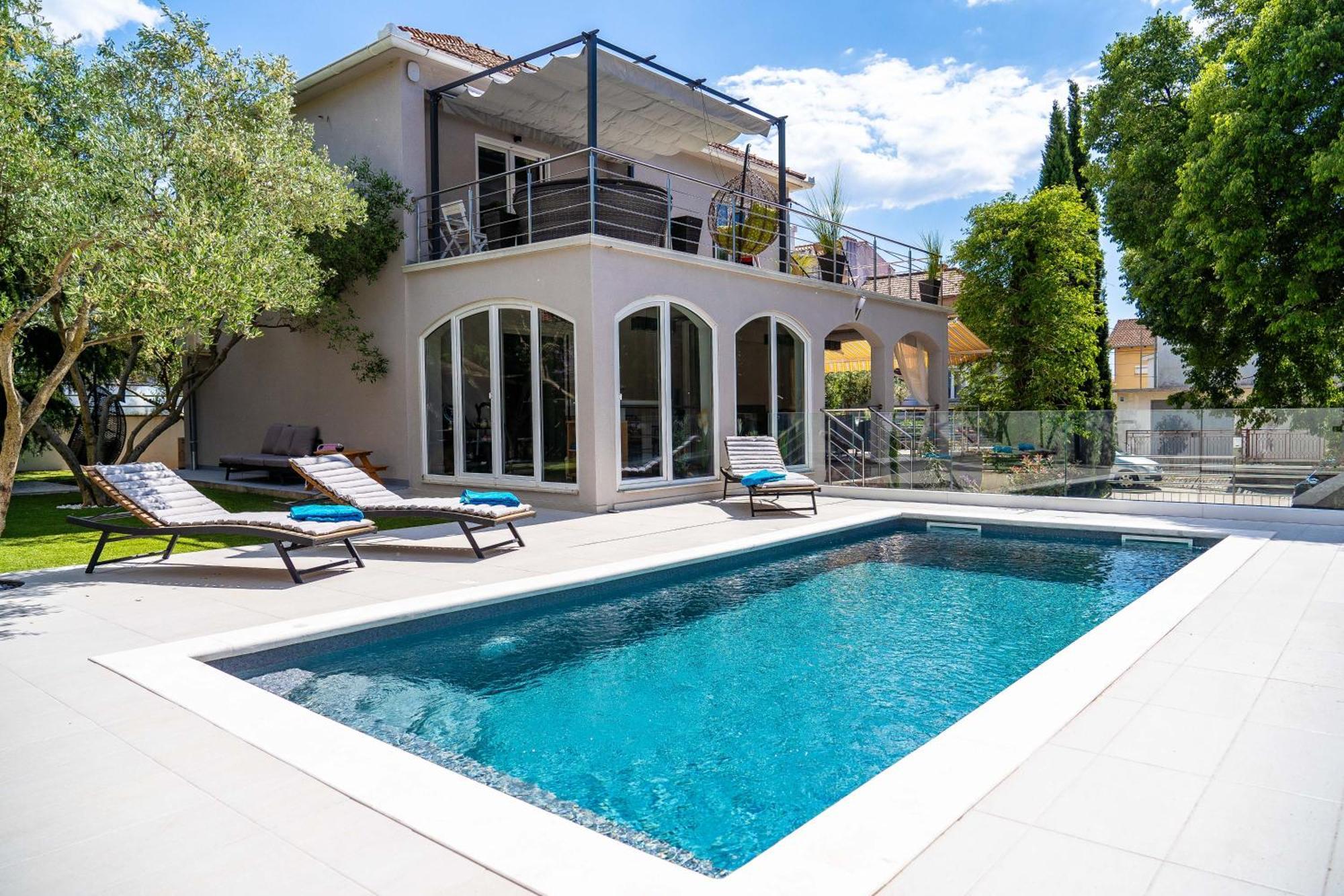 Villa B&D Zadar For The Complete Pleasure Of Vacation !Heated! Private Pool! Green Oasis In The Center Of Zadar, 100M From The Sea Экстерьер фото